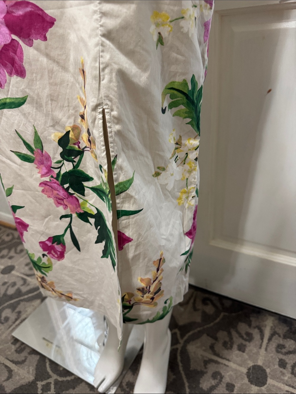 Vineyard Vines Strapless Floral Ruffle Midi Dress in Cream and Pink Size 2 - Picture 7 of 16